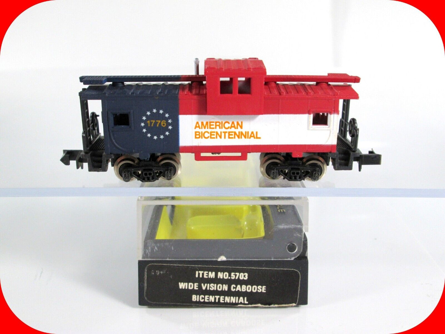 N Scale ***AMERICAN BICENTENNIAL*** 36' Cupola Caboose #1776 ----- Bachmann 5703