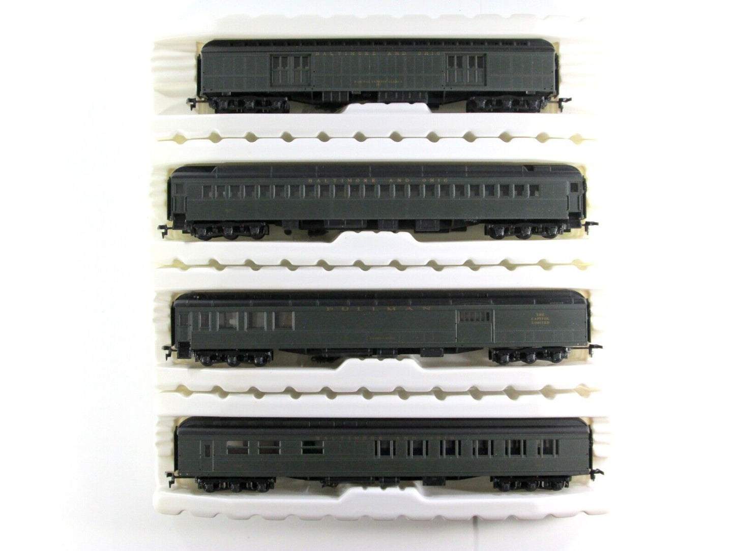 HO Scale BALTIMORE OHIO **CAPITOL LIMITED** Passenger Car 8-Pack Set - IHC 49048