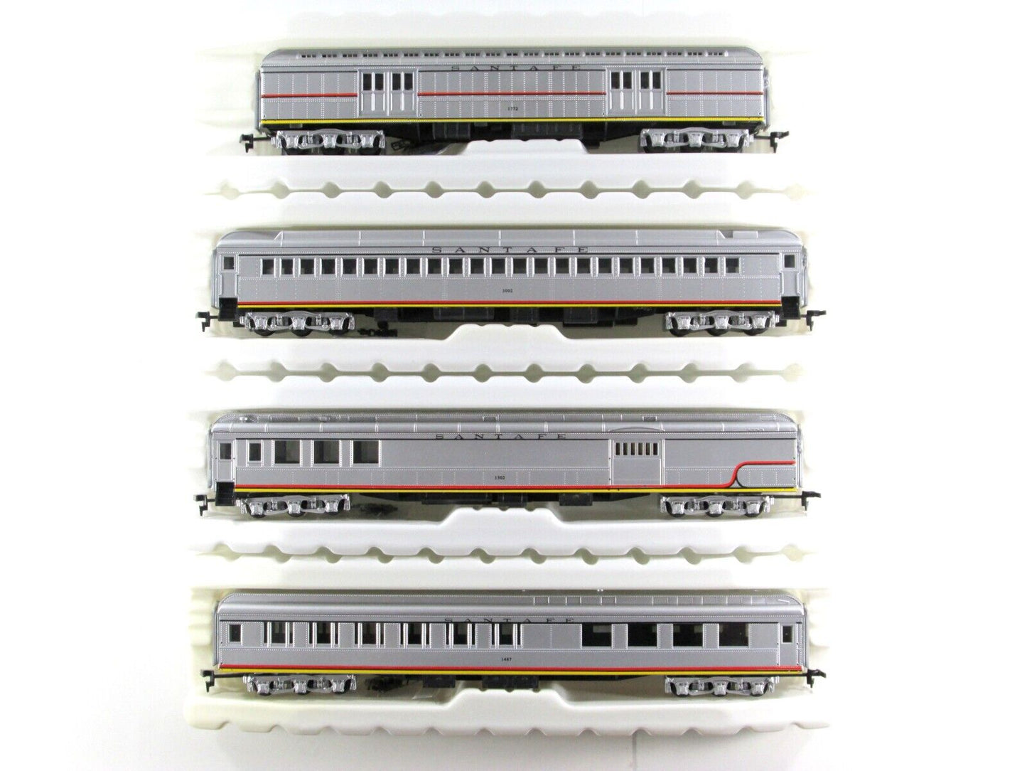 HO Scale SANTA FE ***VALLEY FLYER*** Heavyweight Passenger 8-Car Set --IHC 49038
