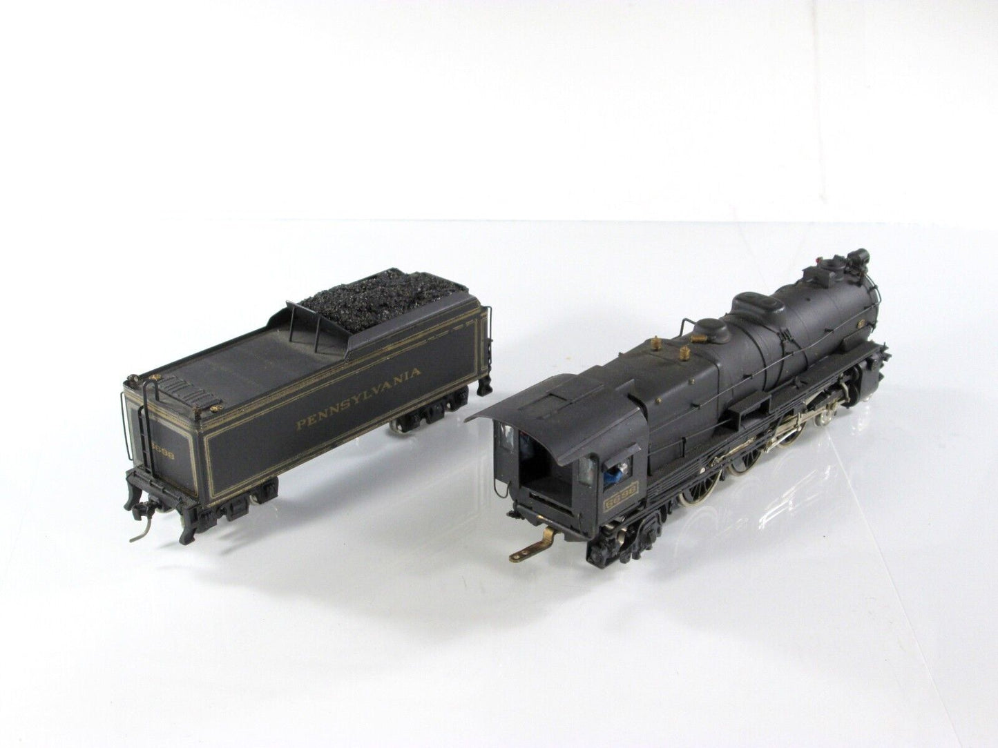 HO Scale BRASS Pennsylvania 4-6-2 Steam K-4 Locomotive, PRR 5698 - United Models