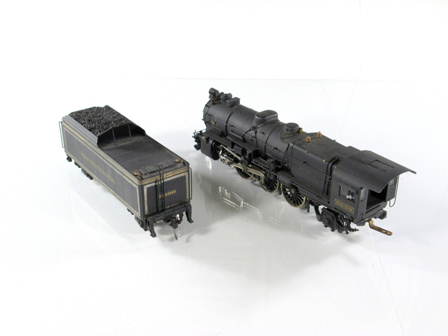 HO Scale BRASS Pennsylvania 4-6-2 Steam K-4 Locomotive, PRR 5698 - United Models
