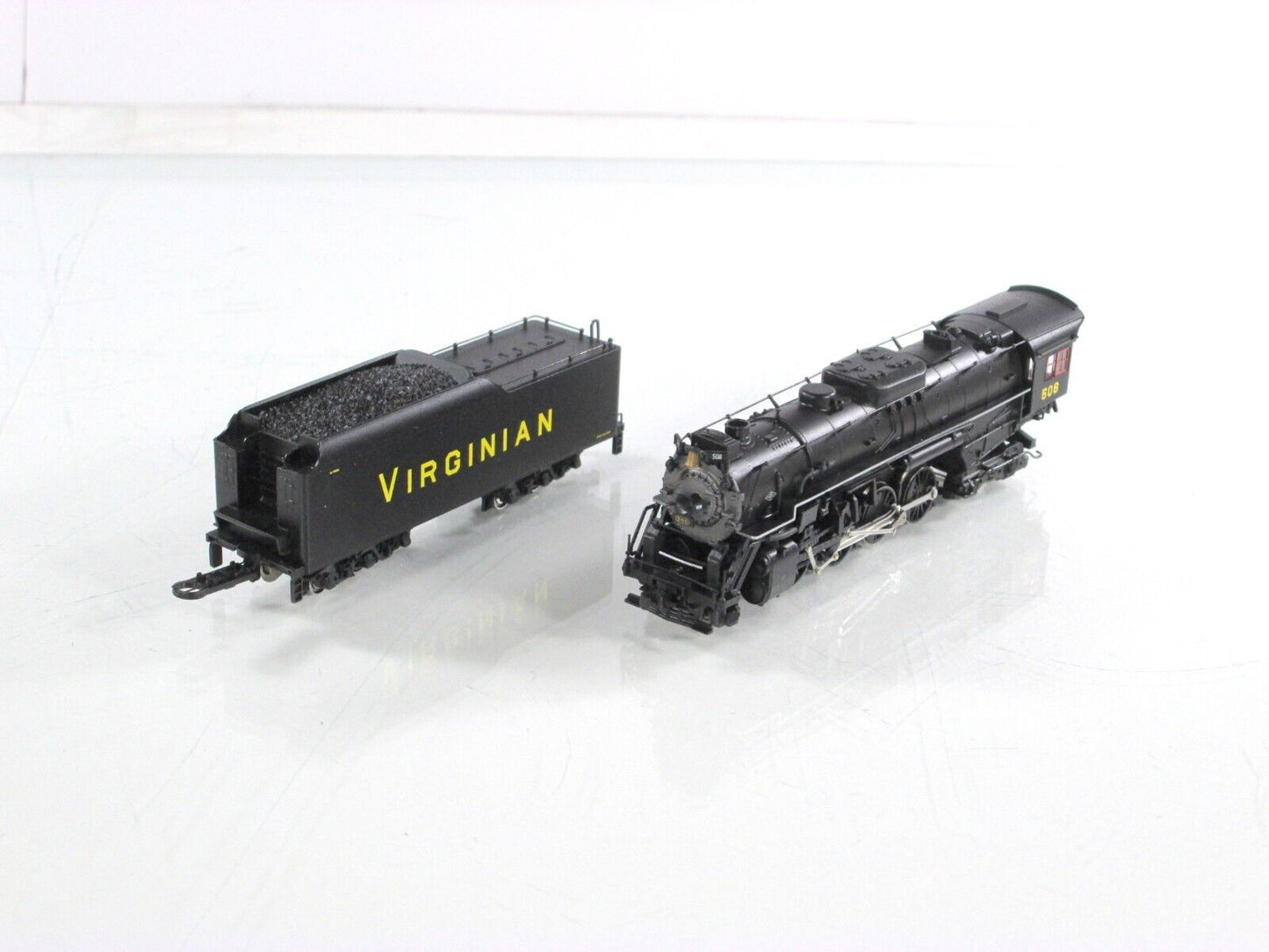 N Scale ***VIRGINIAN*** 2-8-4 Berkshire Steam Locomotive #508 --- Life-Like 7878