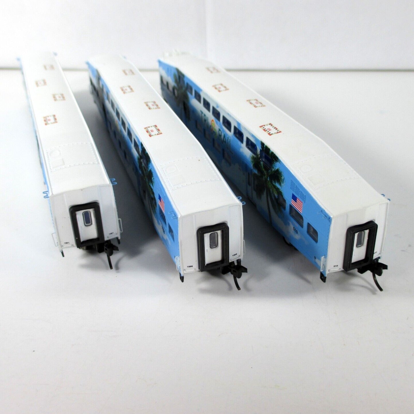 N Scale **TRI-RAIL** Bombardier Commuter Passenger 3-Pack - Athearn 10165 **RARE
