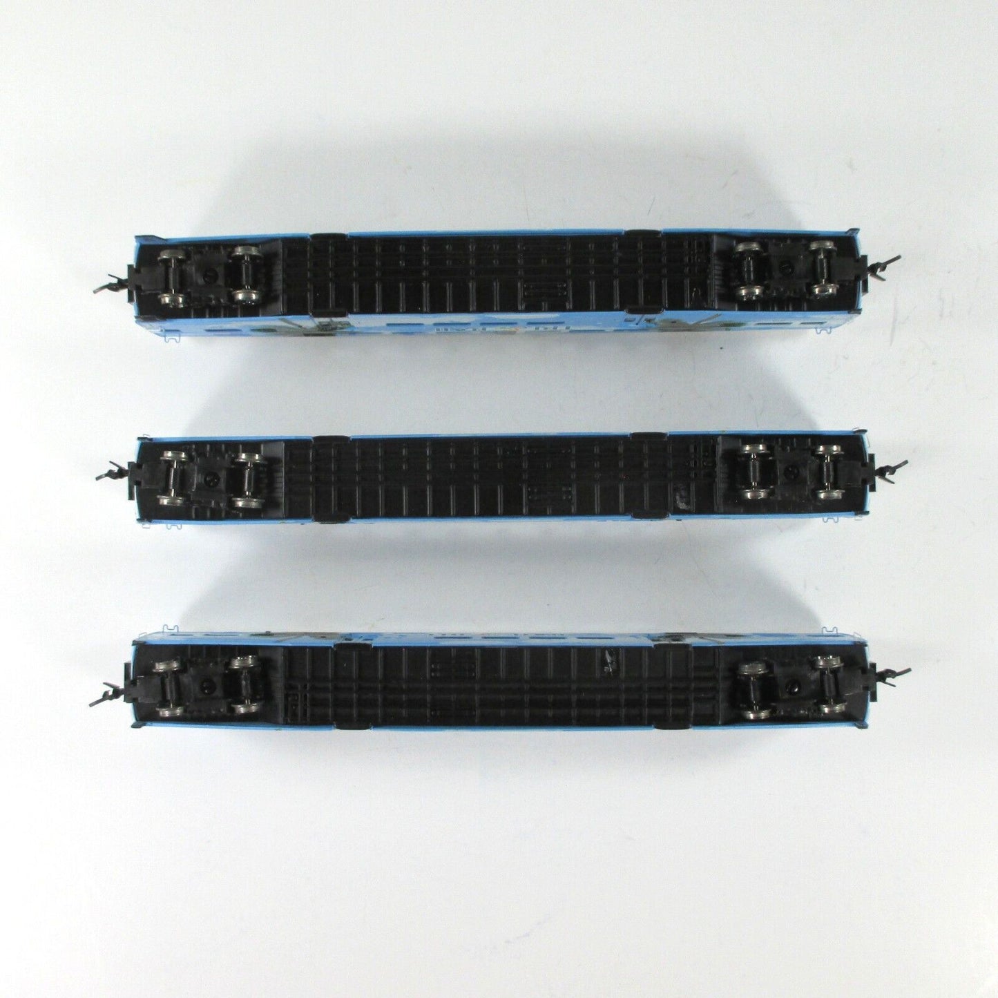 N Scale **TRI-RAIL** Bombardier Commuter Passenger 3-Pack - Athearn 10165 **RARE
