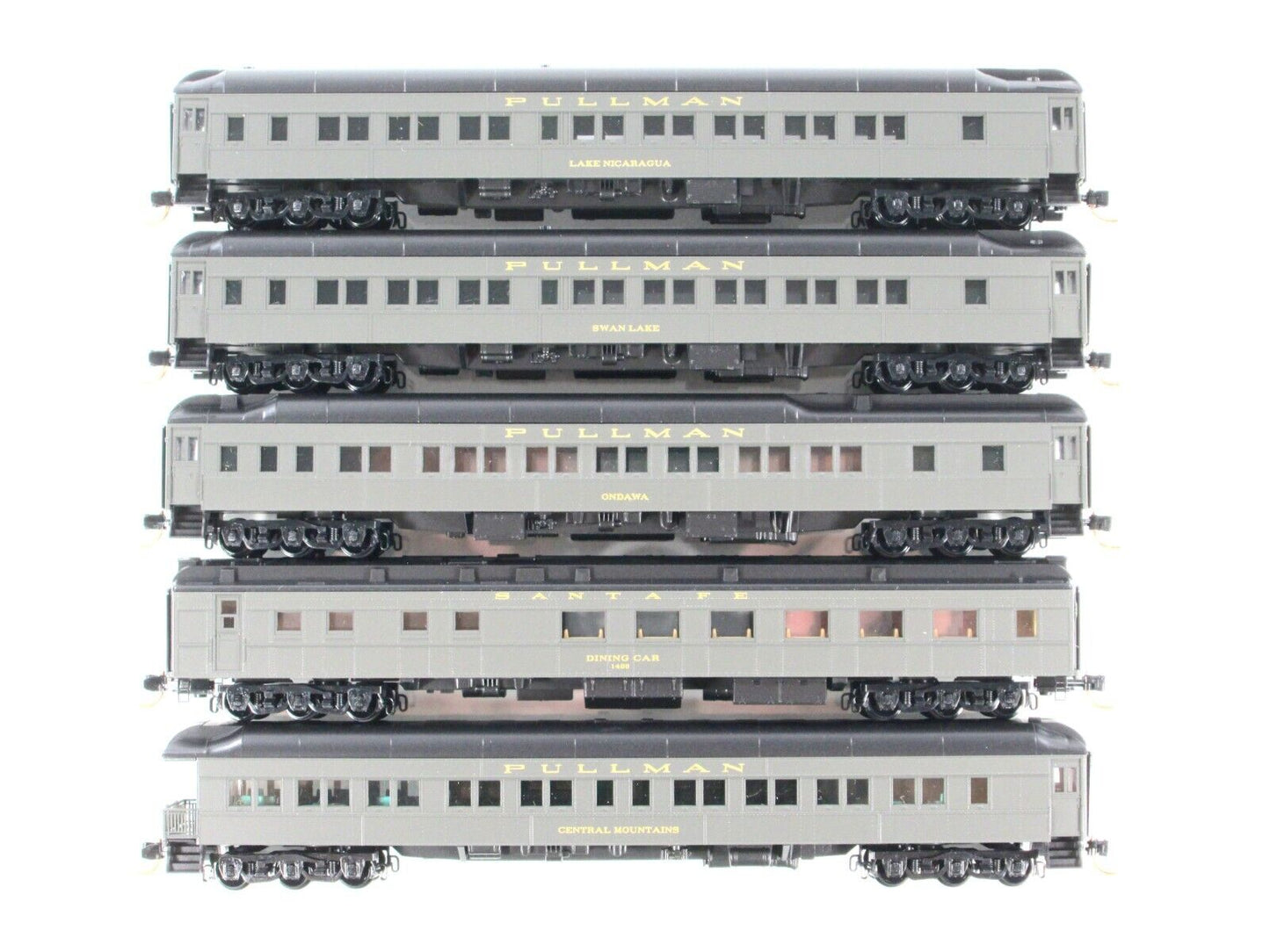 N Scale ***SANTA FE*** Heavyweight Passenger 5-Pack Set -- Micro Trains 99301590