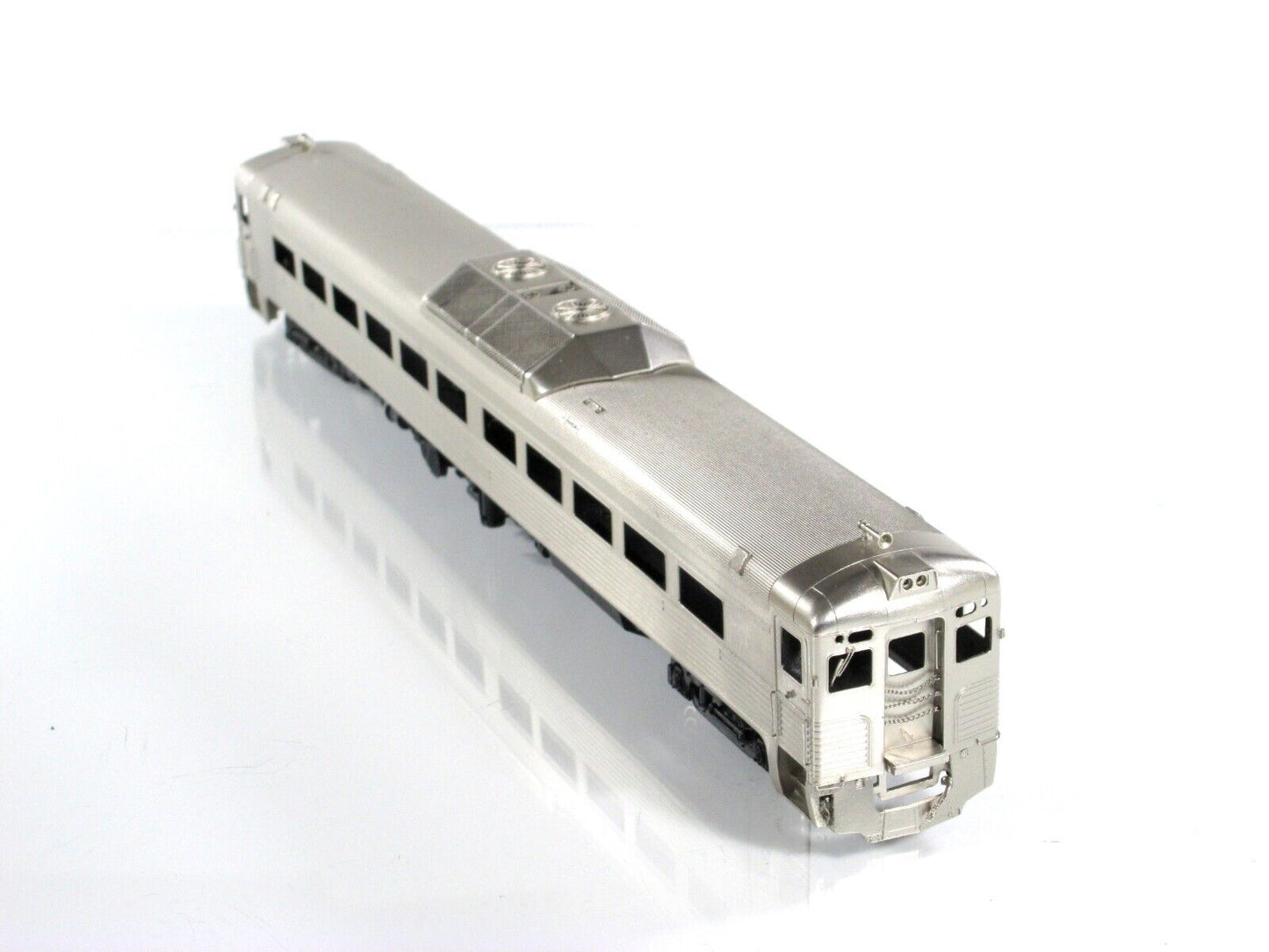 HO Scale BRASS RDC-1 Modernized Passenger Coach Car - The Train Shop, Samhongsa