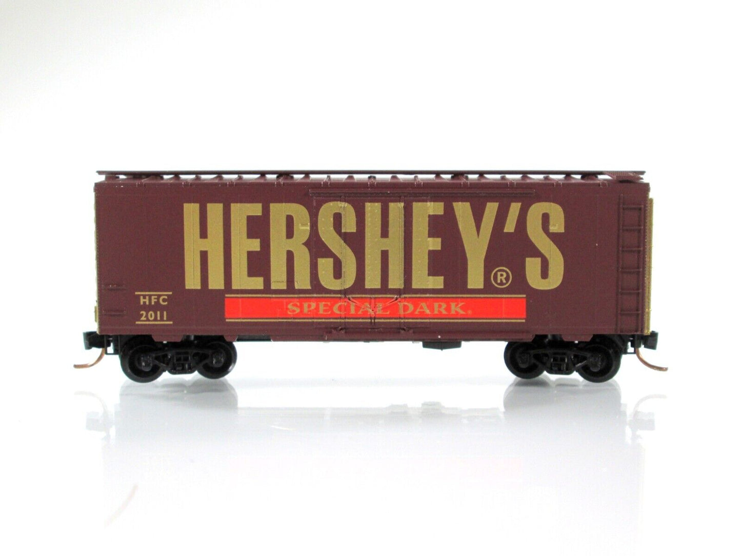 N Scale **HERSHEY'S*** Special Dark Chocolate Box Car #2011 - Micro Trains 21280