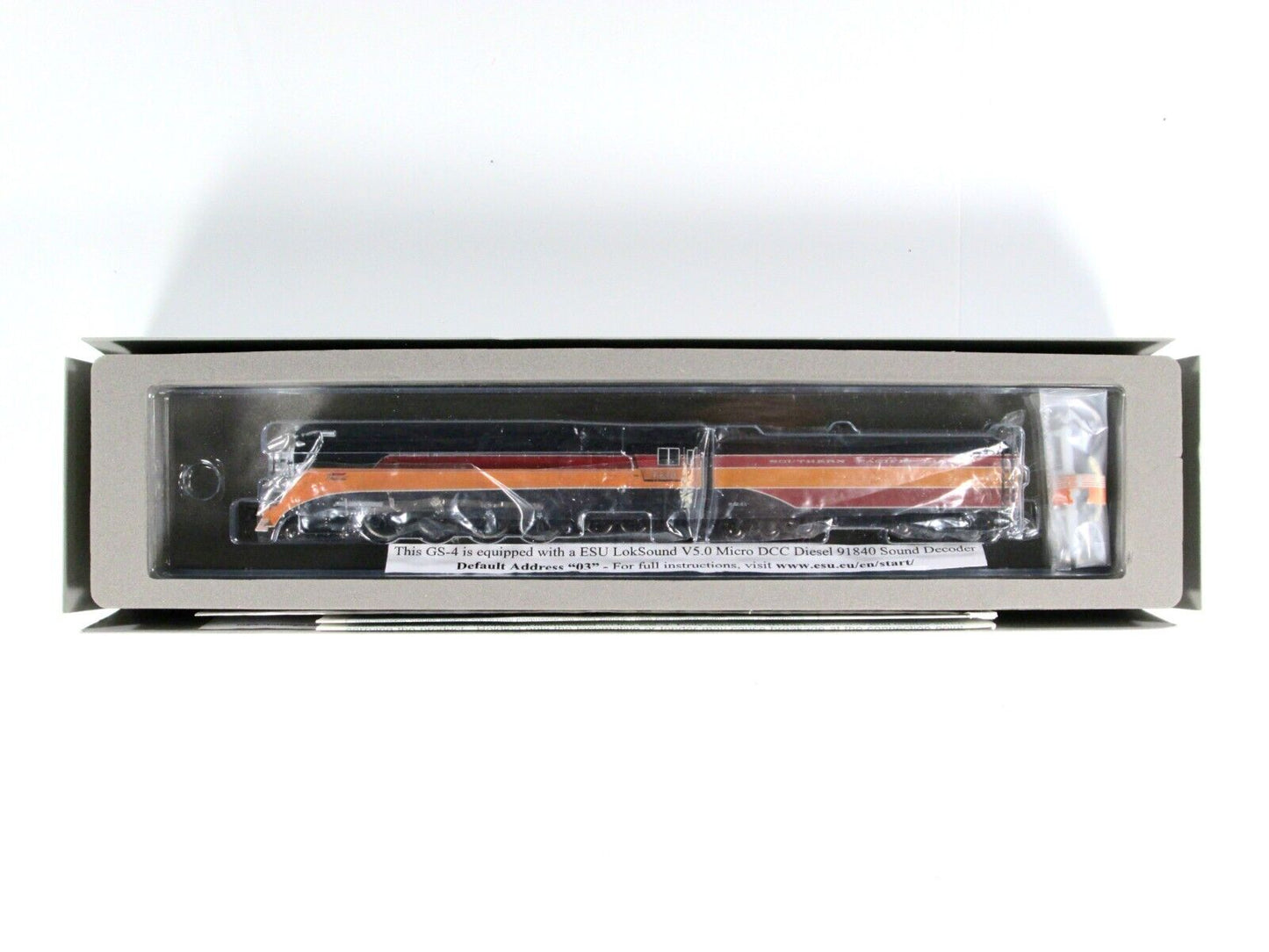 N Scale SP DAYLIGHT 4-8-4 GS-4 Locomotive 4449 - Kato 126-0301-LS, *DCC LokSound