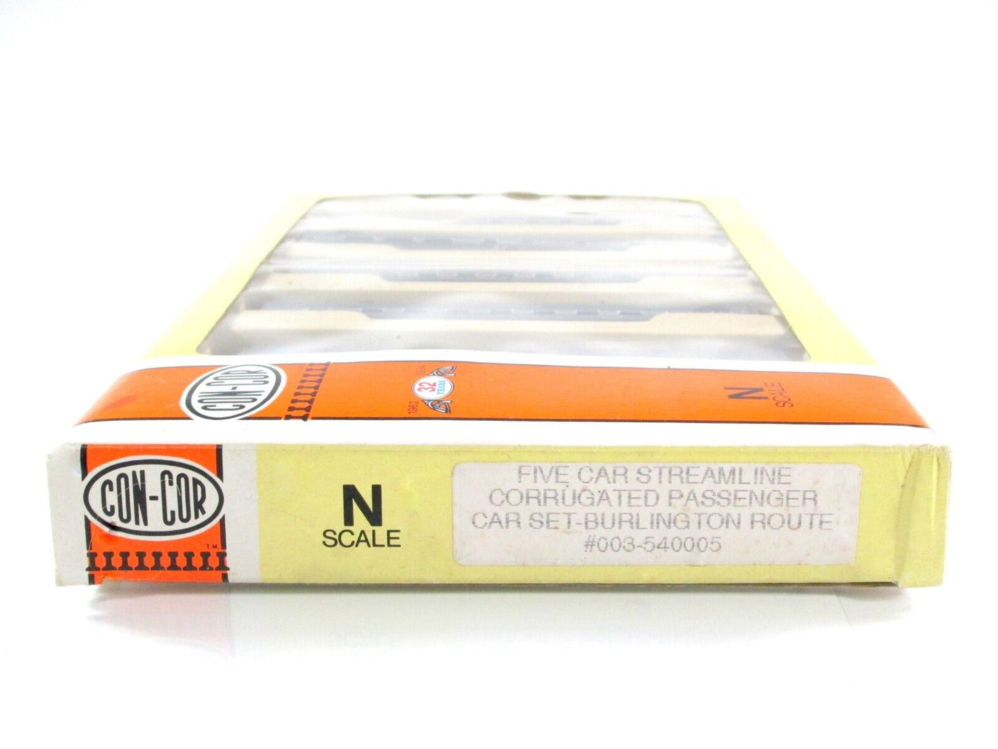 N Scale *BURLINGTON* Lightweight Corrugated Passenger 5-Car Set - Con-Cor 540005