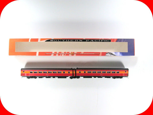 HO Scale *SP MORNING DAYLIGHT* 1941 Articulated Chair Car - BROADWAY LIMITED 682