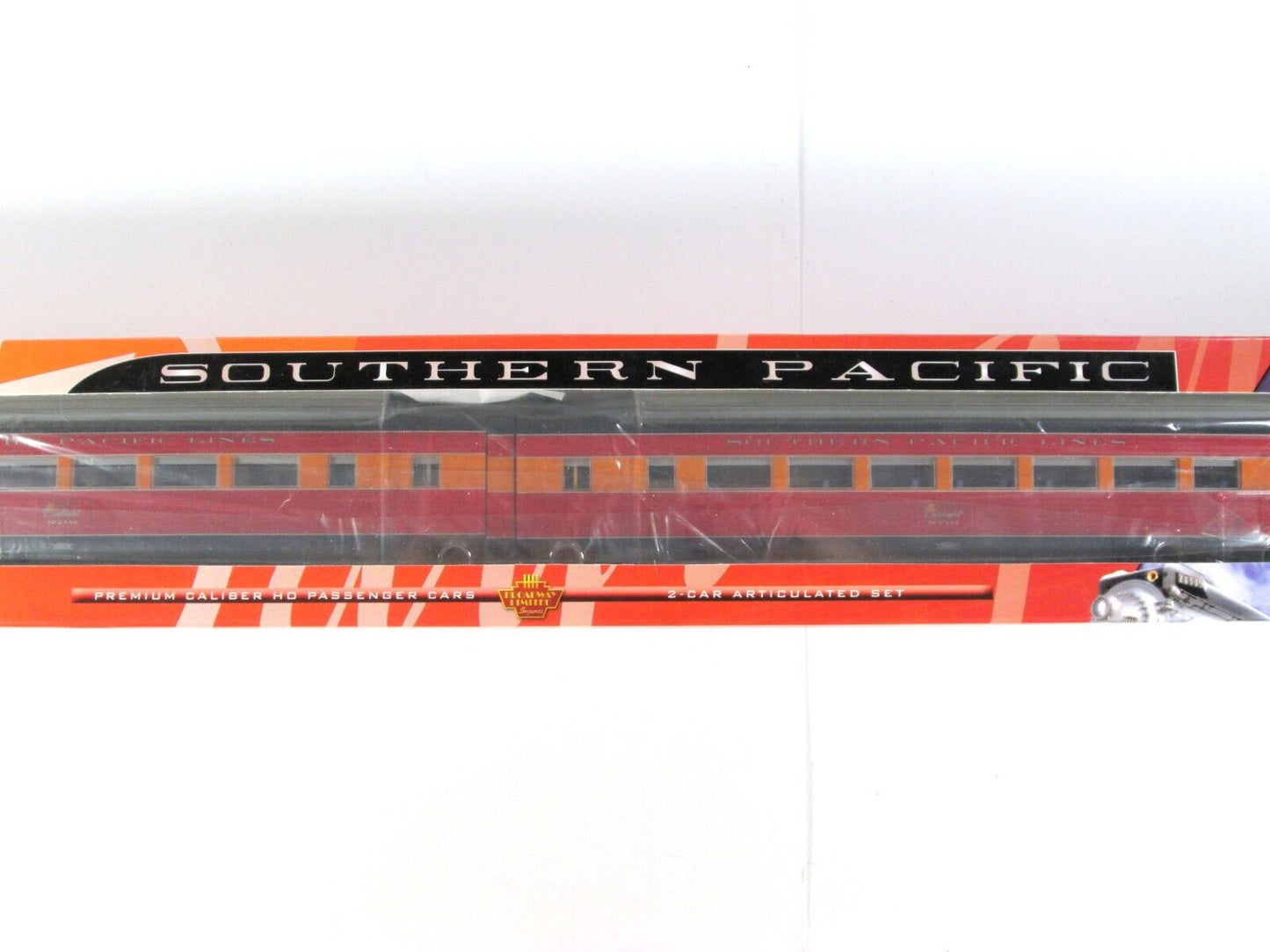 HO Scale *SP MORNING DAYLIGHT* 1941 Articulated Chair Car - BROADWAY LIMITED 682