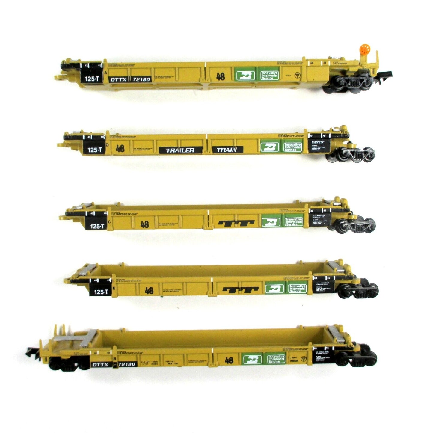 N SCALE **BURLINGTON NORTHERN / TTX** 5-Unit Well Car #72180 - Walthers 932-8104