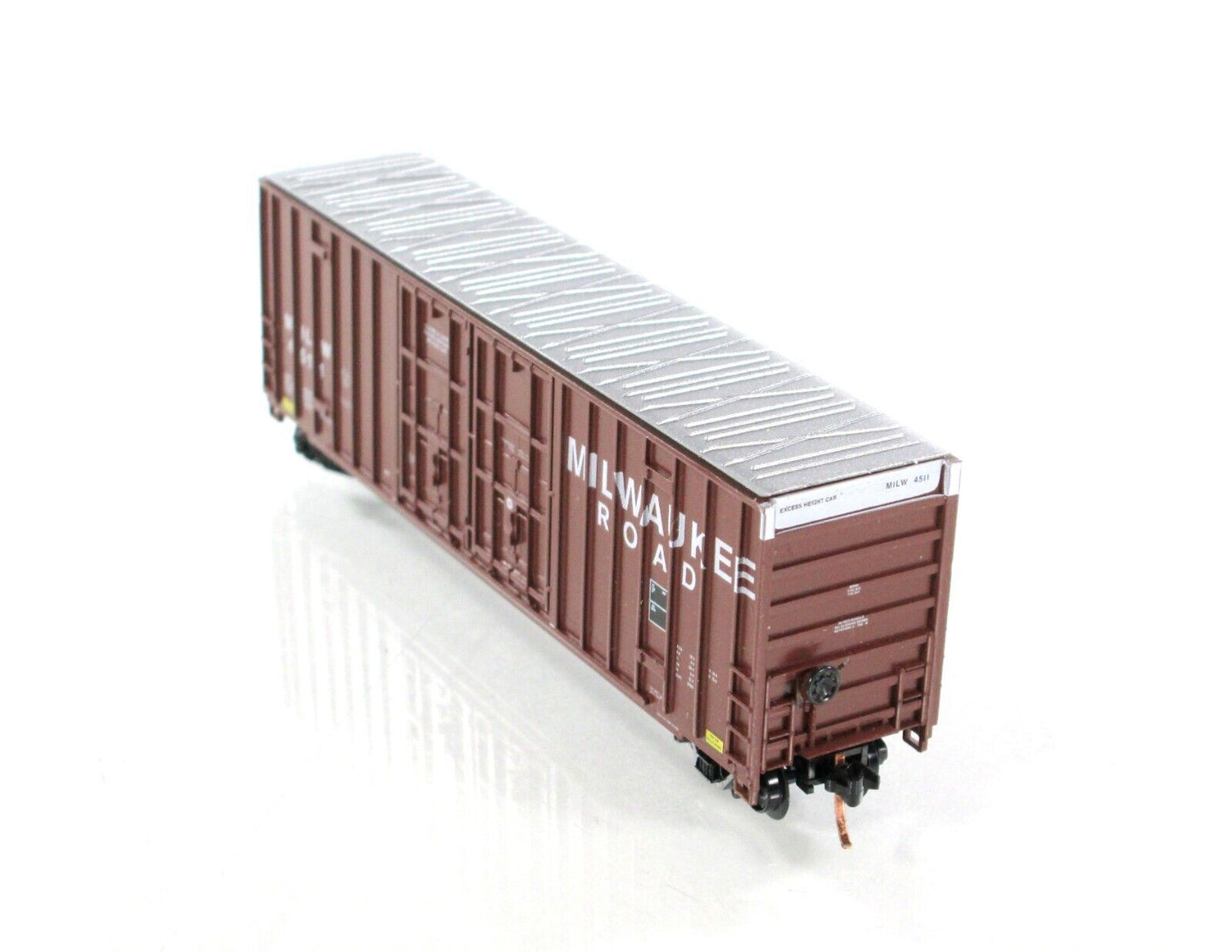 N Scale ***MILWAUKEE ROAD*** Excess Height Box Car 4-Pack -- LBF 5560, MTL Cplrs