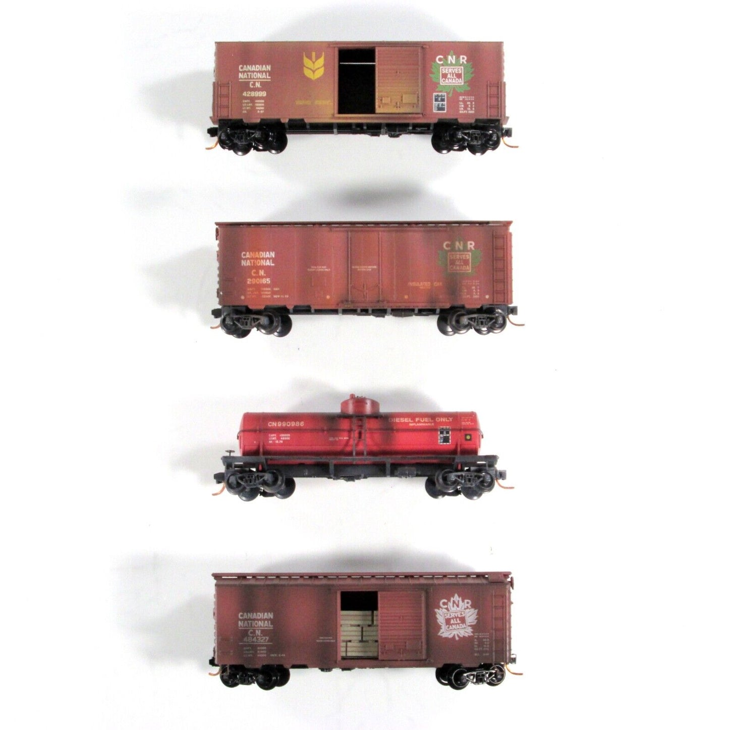 N Scale *CANADIAN NATIONAL* Weathered Tank & Box Car Set - Micro Trains 99305010