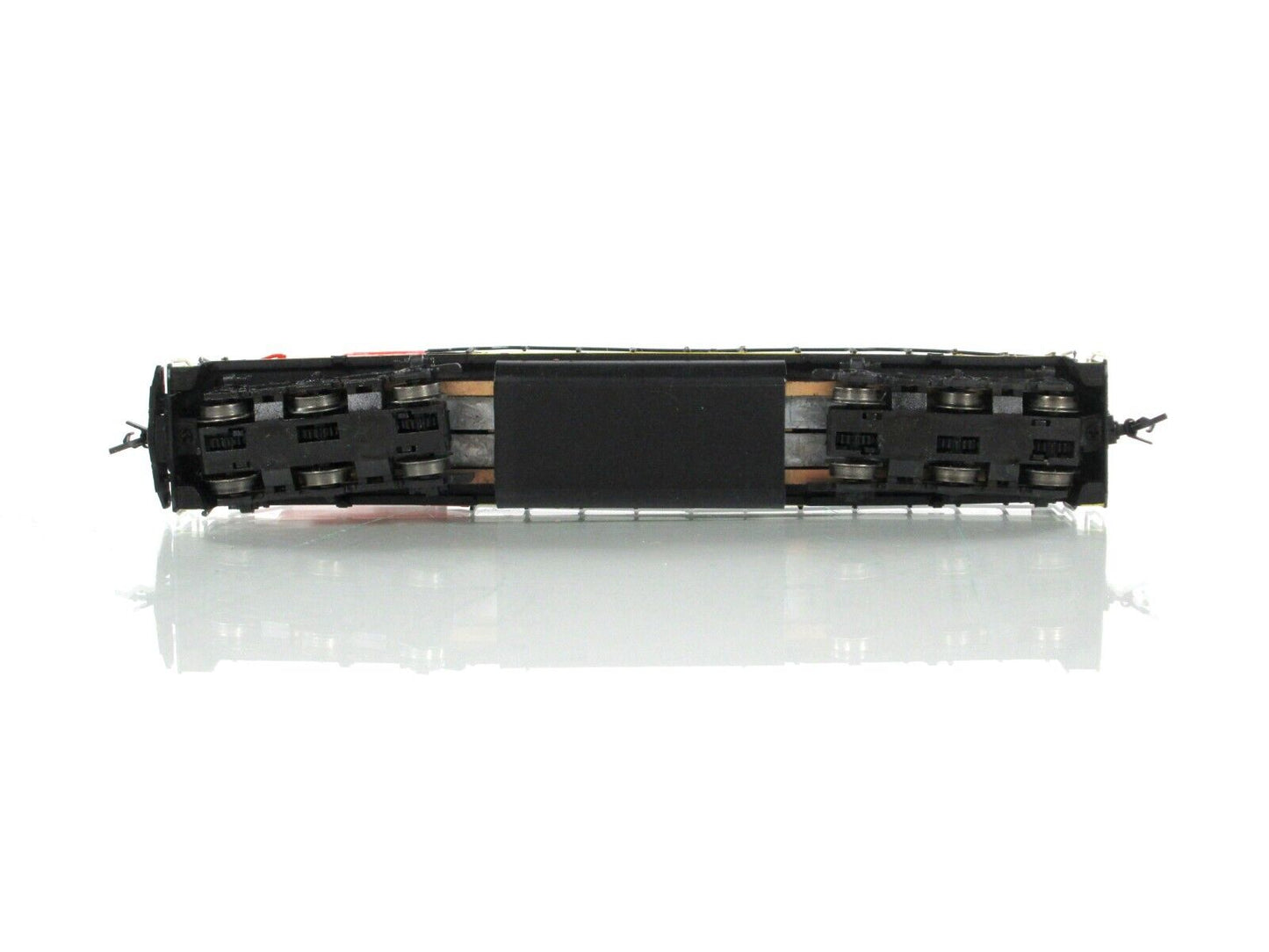 N Scale **CANADIAN NATIONAL** GM SD40-2W #5281 - Intermountain 69306-02, DCC Rdy