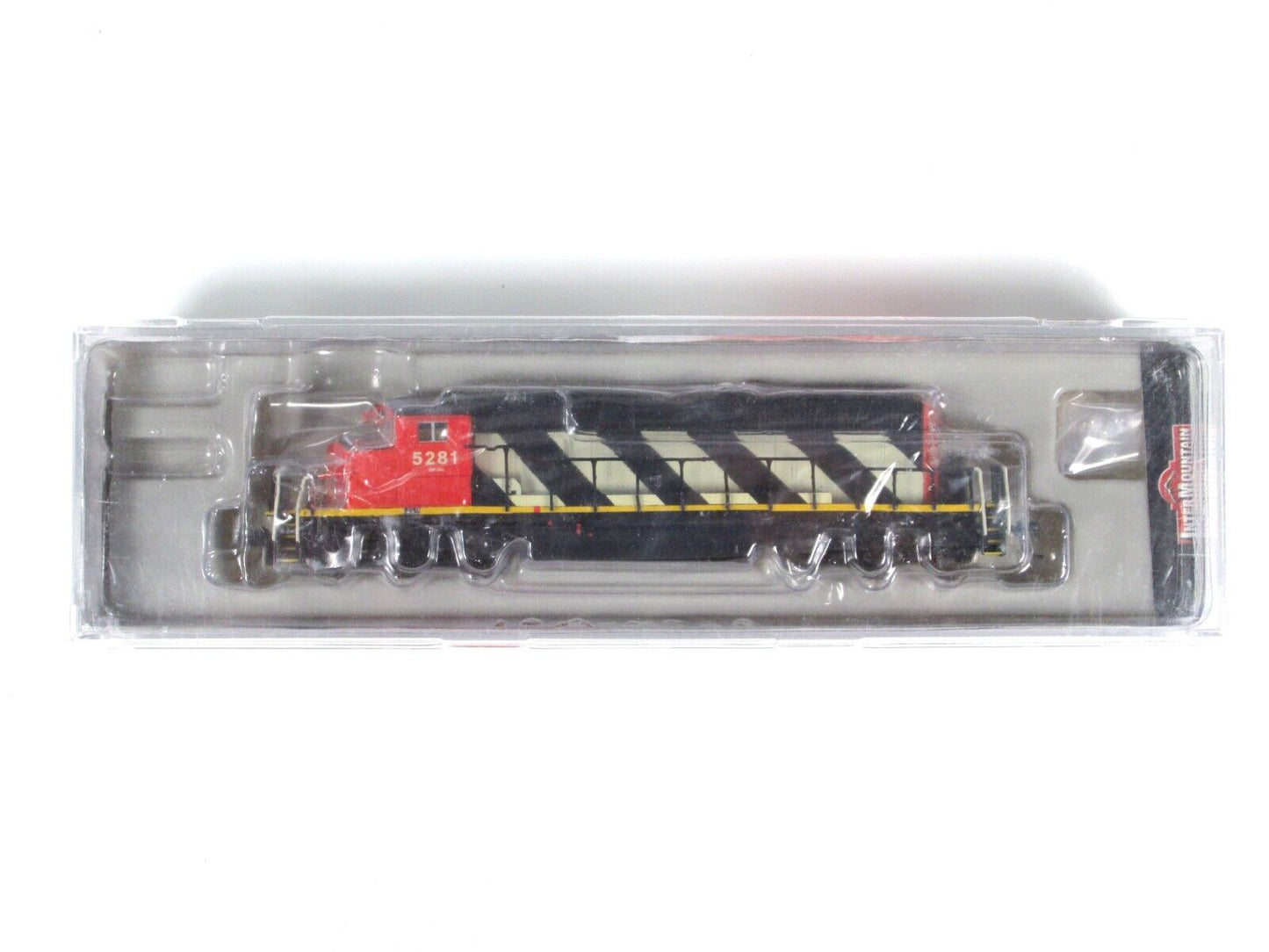N Scale **CANADIAN NATIONAL** GM SD40-2W #5281 - Intermountain 69306-02, DCC Rdy