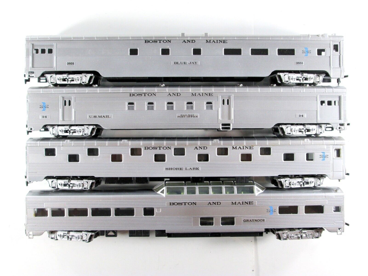 HO Scale BOSTON & MAINE Lightweight Passenger Car 8-Pack Set - IHC 47798