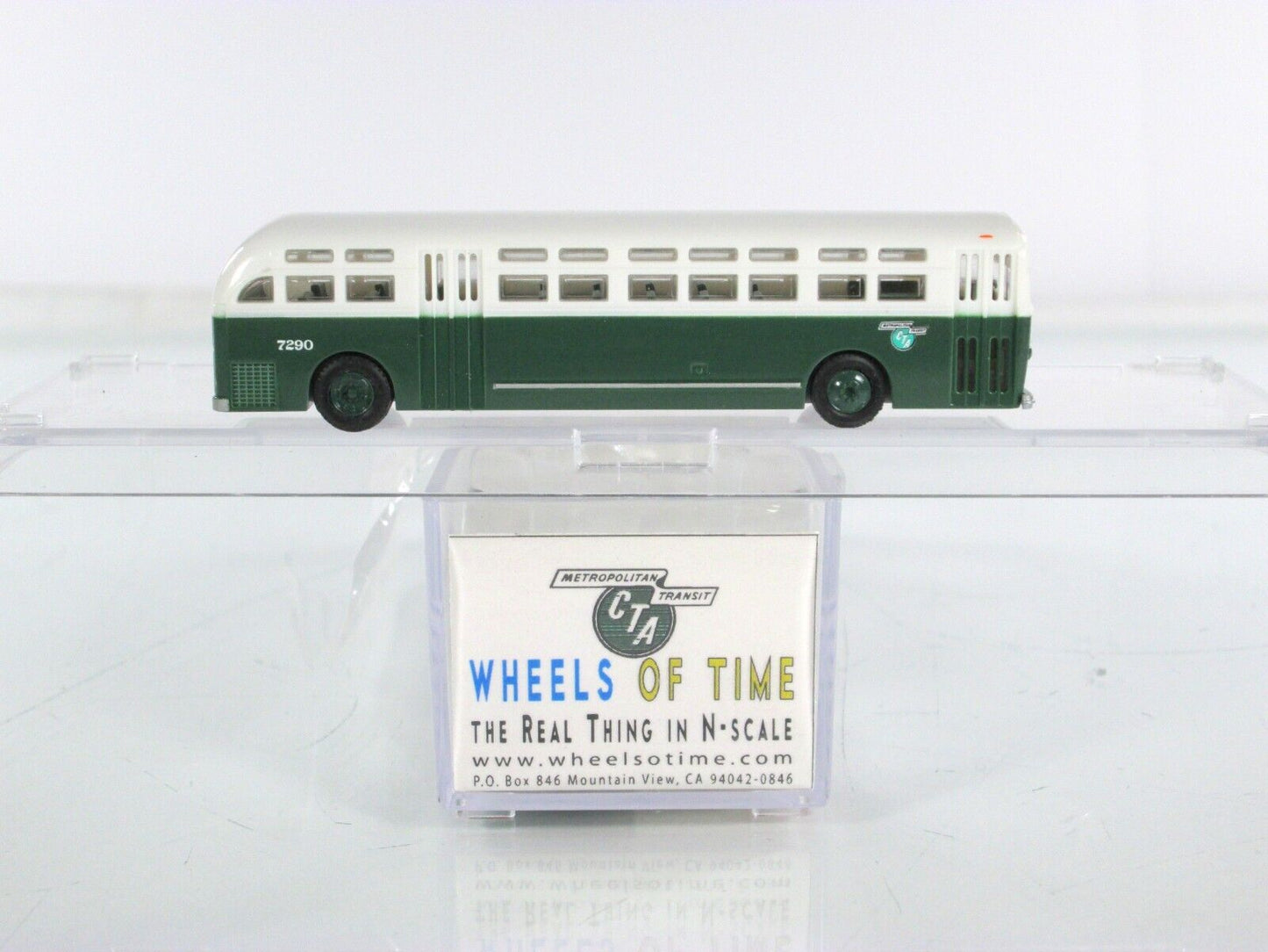 N Scale ***CHICAGO TRANSIT AUTHORITY*** Motor Coach #7290 - WHEELS of TIME 90151