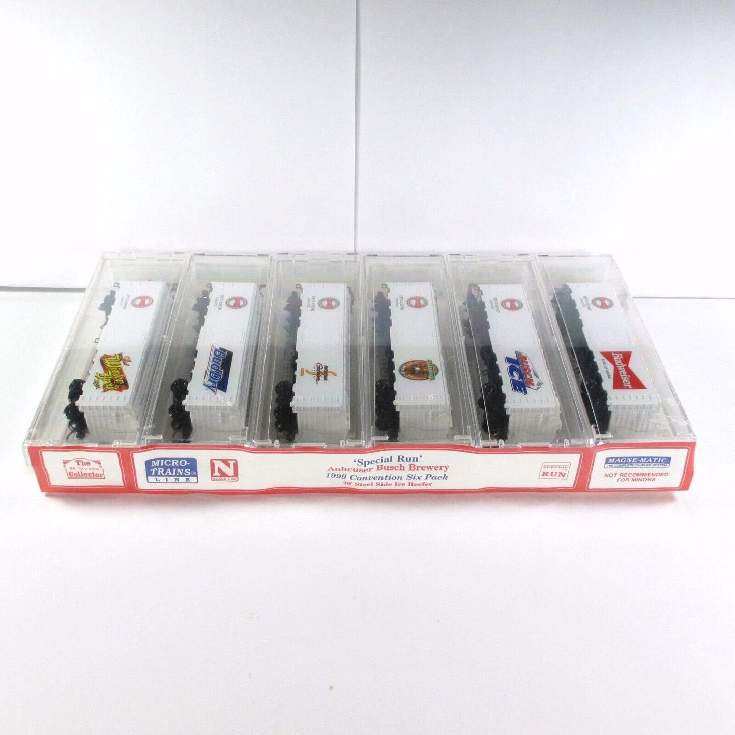 N Scale ANHEUSER BUSCH / BUDWEISER BEER 40' Ice Reefer 6-Pack Set - Micro Trains