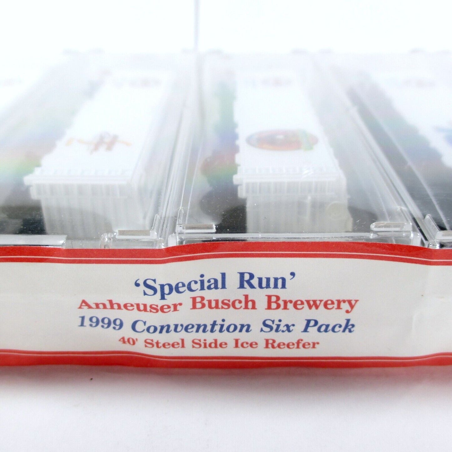 N Scale ANHEUSER BUSCH / BUDWEISER BEER 40' Ice Reefer 6-Pack Set - Micro Trains