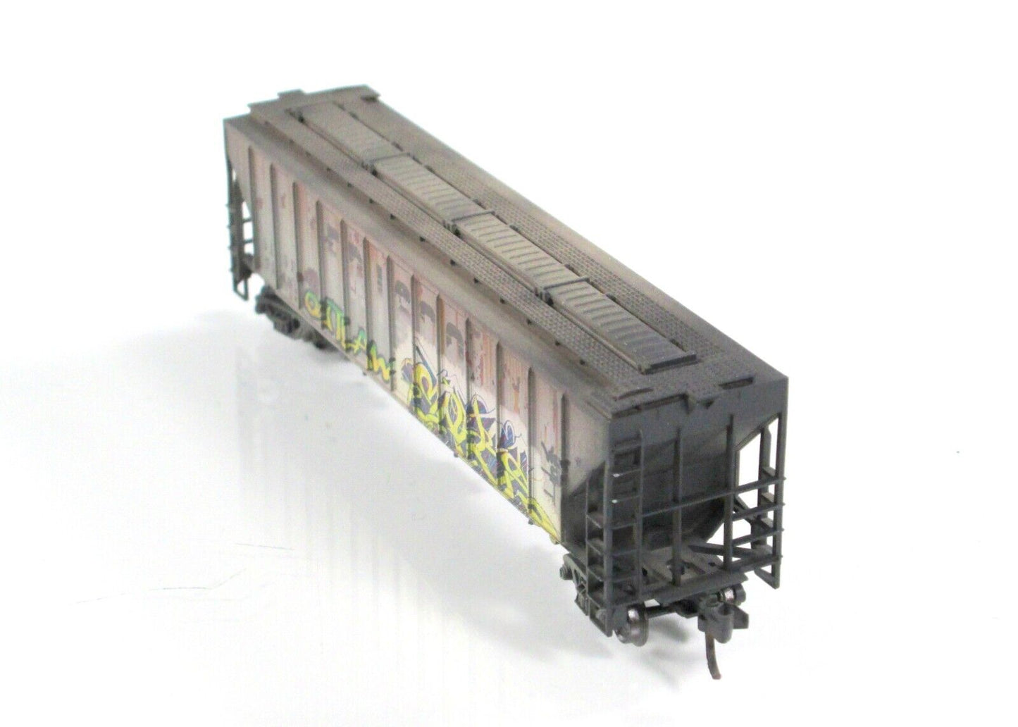 N Scale ***FRISCO*** Weathered & Graffiti Hopper #72492 -  Micro Trains 09644110
