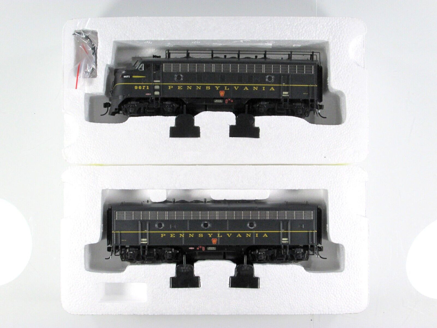 HO Scale **Pennsylvania** EMD F7 A-B #9671 -- Broadway 4848,  Paragon3 DCC Sound