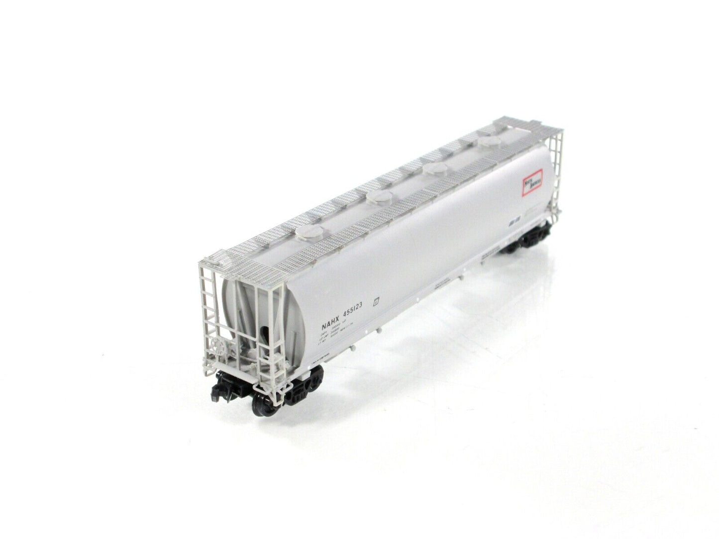 N Scale **NORTH AMERICAN** Cylindrical 4-Bay Hopper 5-Pack - Intermountain 65203