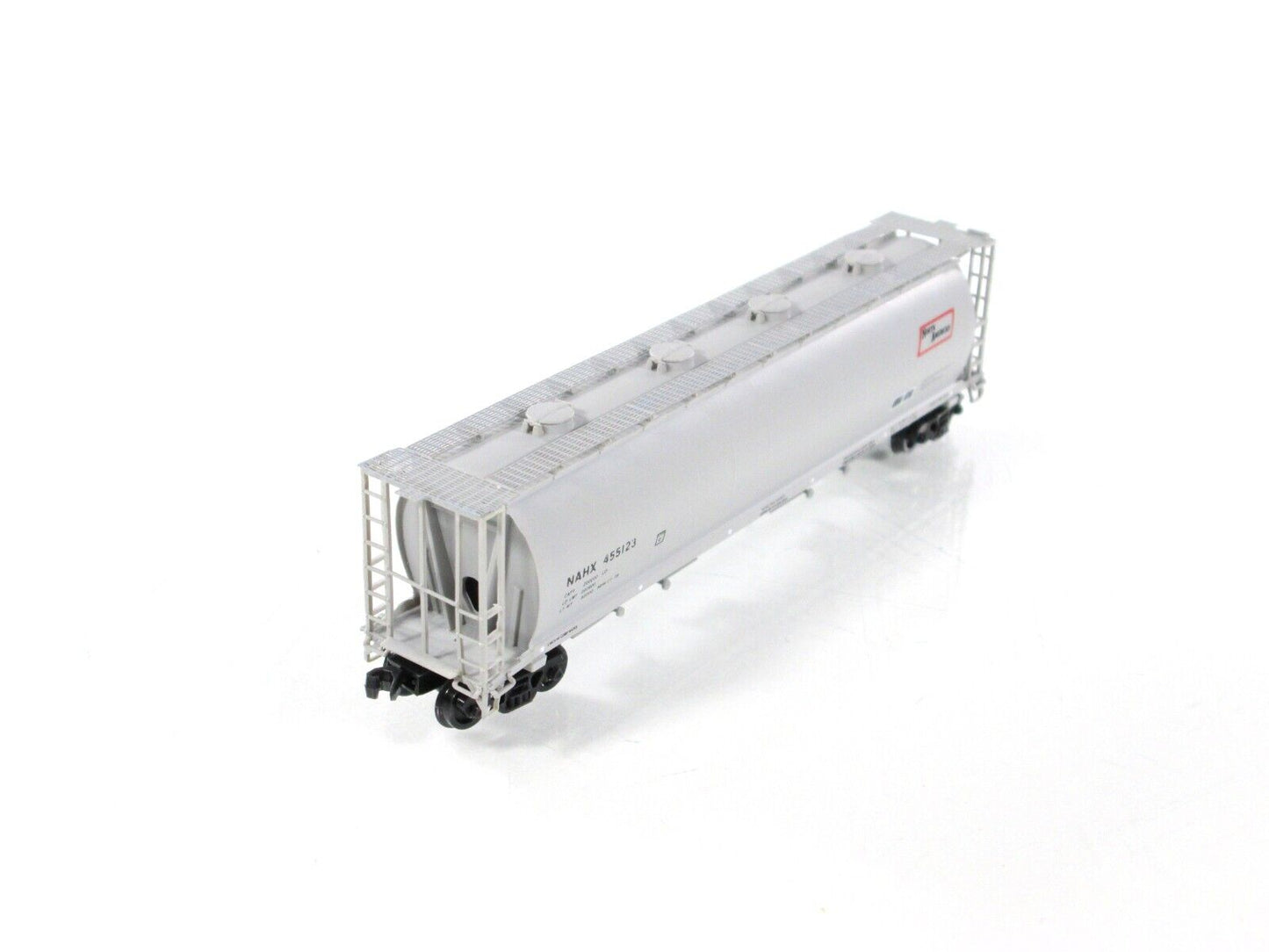 N Scale **NORTH AMERICAN** Cylindrical 4-Bay Hopper 5-Pack - Intermountain 65203