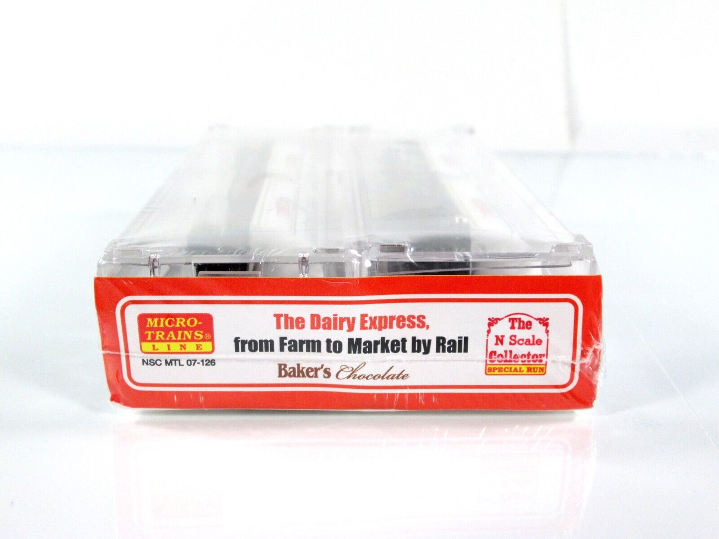 N Scale ***BAKER'S CHOCOLATE*** Dairy Express Flat Car Set - Micro Trains **RARE