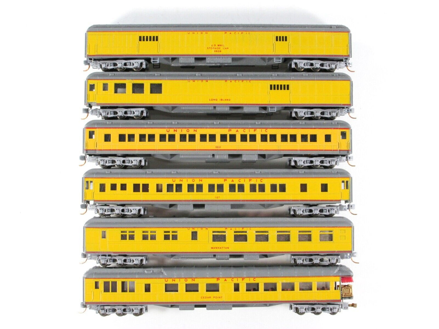 N Scale **UNION PACIFIC** HvyWght Passenger 6-Car Set -Con-Cor 570013, MTL Cplrs