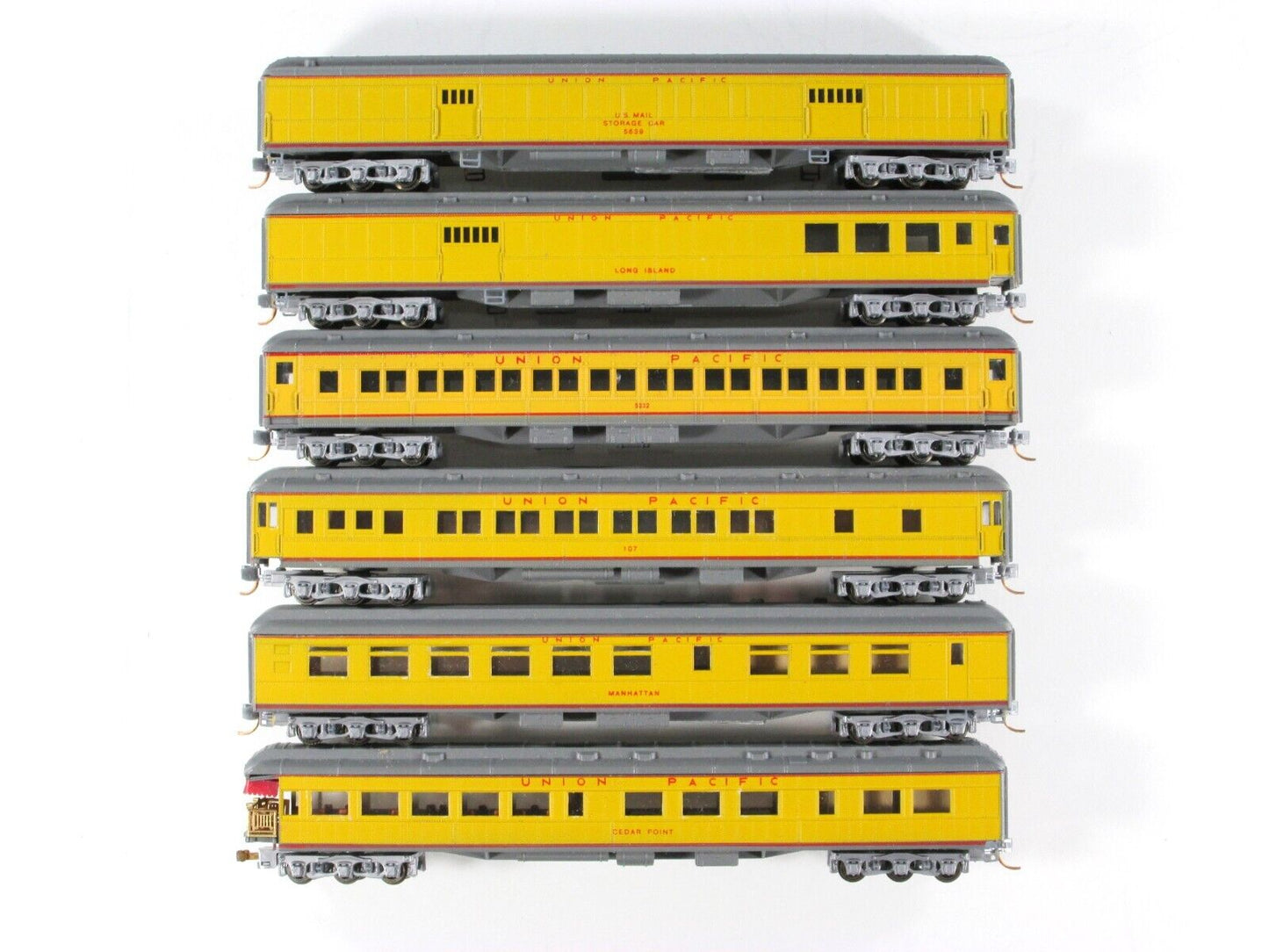 N Scale **UNION PACIFIC** HvyWght Passenger 6-Car Set -Con-Cor 570013, MTL Cplrs
