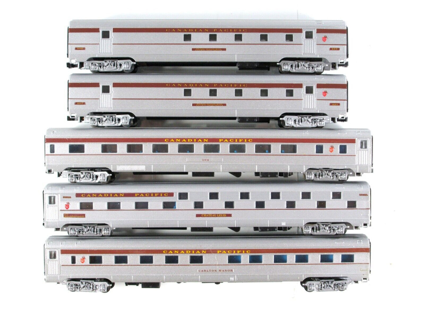 N Scale CANADIAN PACIFIC Lightweight Passenger 5-Car Set - Con-Cor, Knuckle Cplr