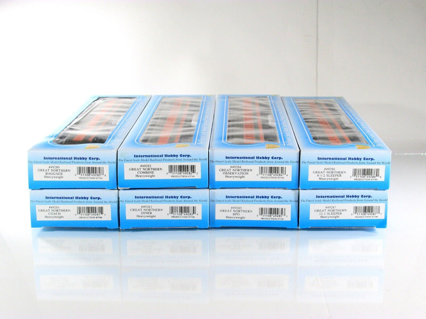HO Scale GREAT NORTHERN Heavyweight Passenger Car 8-Pack Set -- IHC 49288 ***NEW