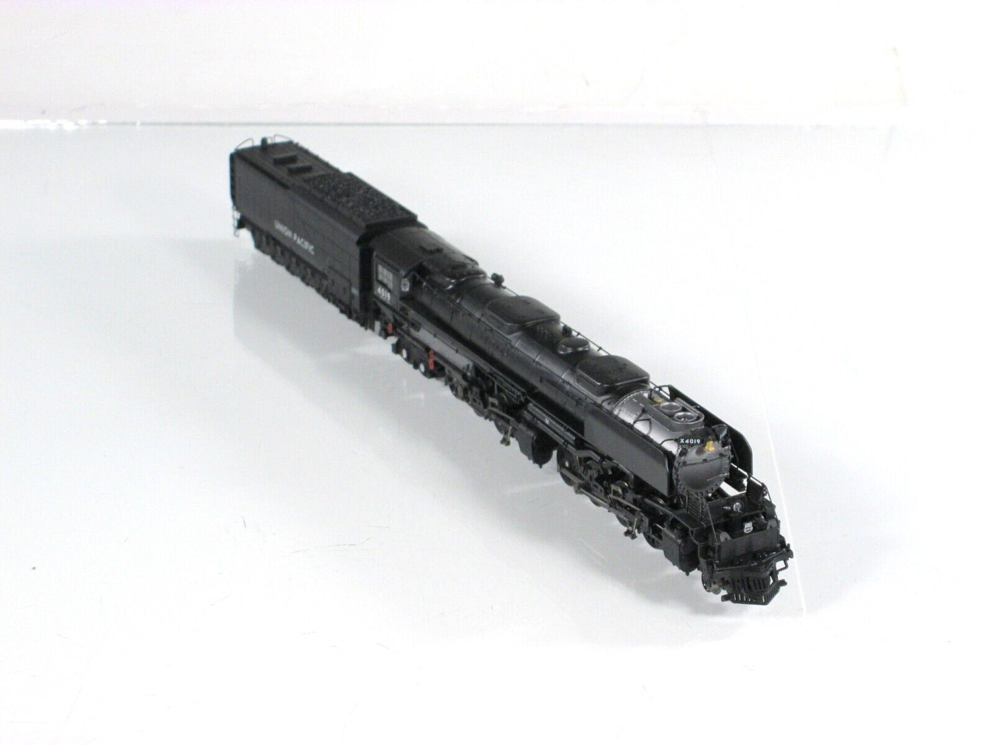 N Scale ***UNION PACIFIC 4-8-8-4 BIG BOY*** UP #4019 - Athearn 11824, DCC Sound