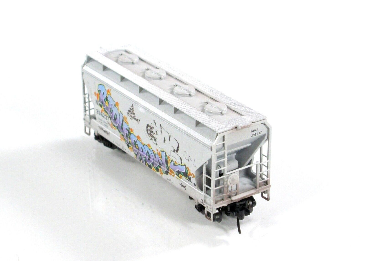 N Scale ***NDYX*** Weathered & Graffiti Hopper #298237 --- Micro Trains 09244470