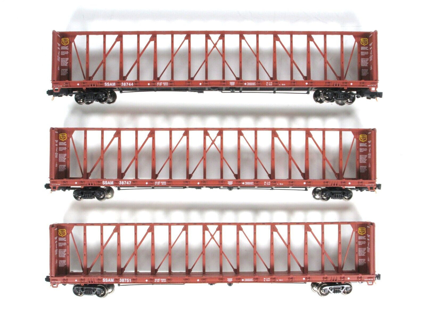 N Scale **WISCONSIN CENTRAL** Centerbeam Flat Car 3-Pack -- Red Caboose RM-16710