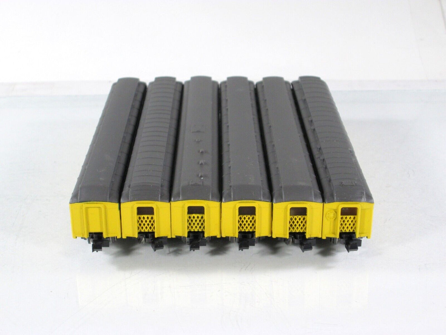 N Scale **CHICAGO NORTH WESTERN* Heavyweight Passenger 6-Car Set -Con-Cor 570014