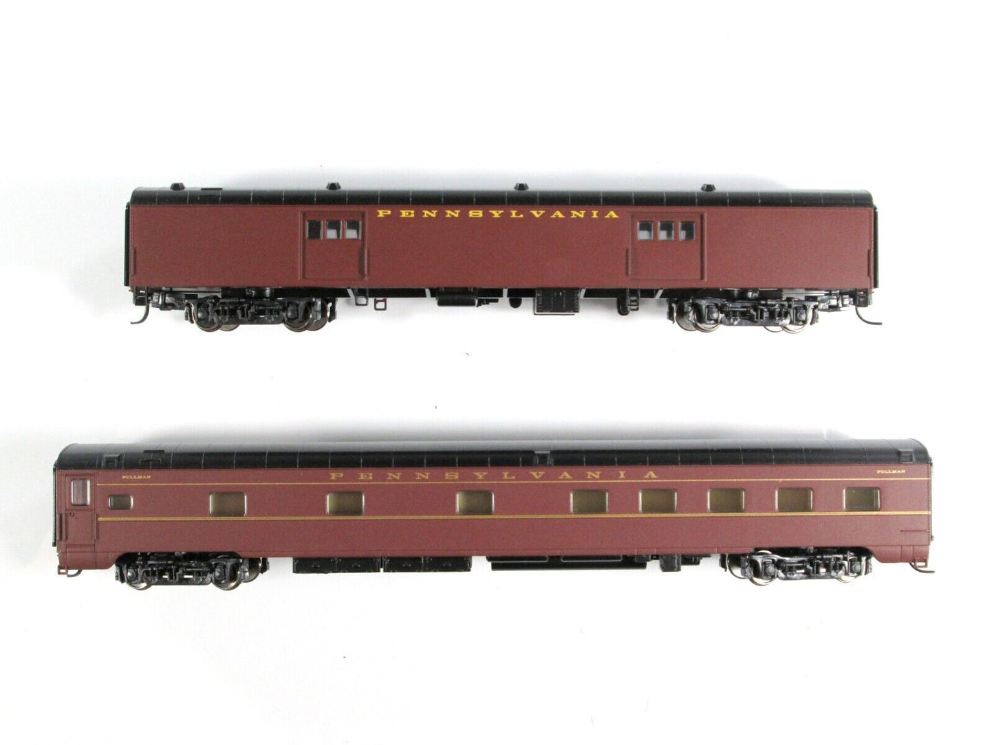 N Scale PENNSYLVANIA Baggage & Lighted Sleeper Car --- Walthers 932-55097, 55037