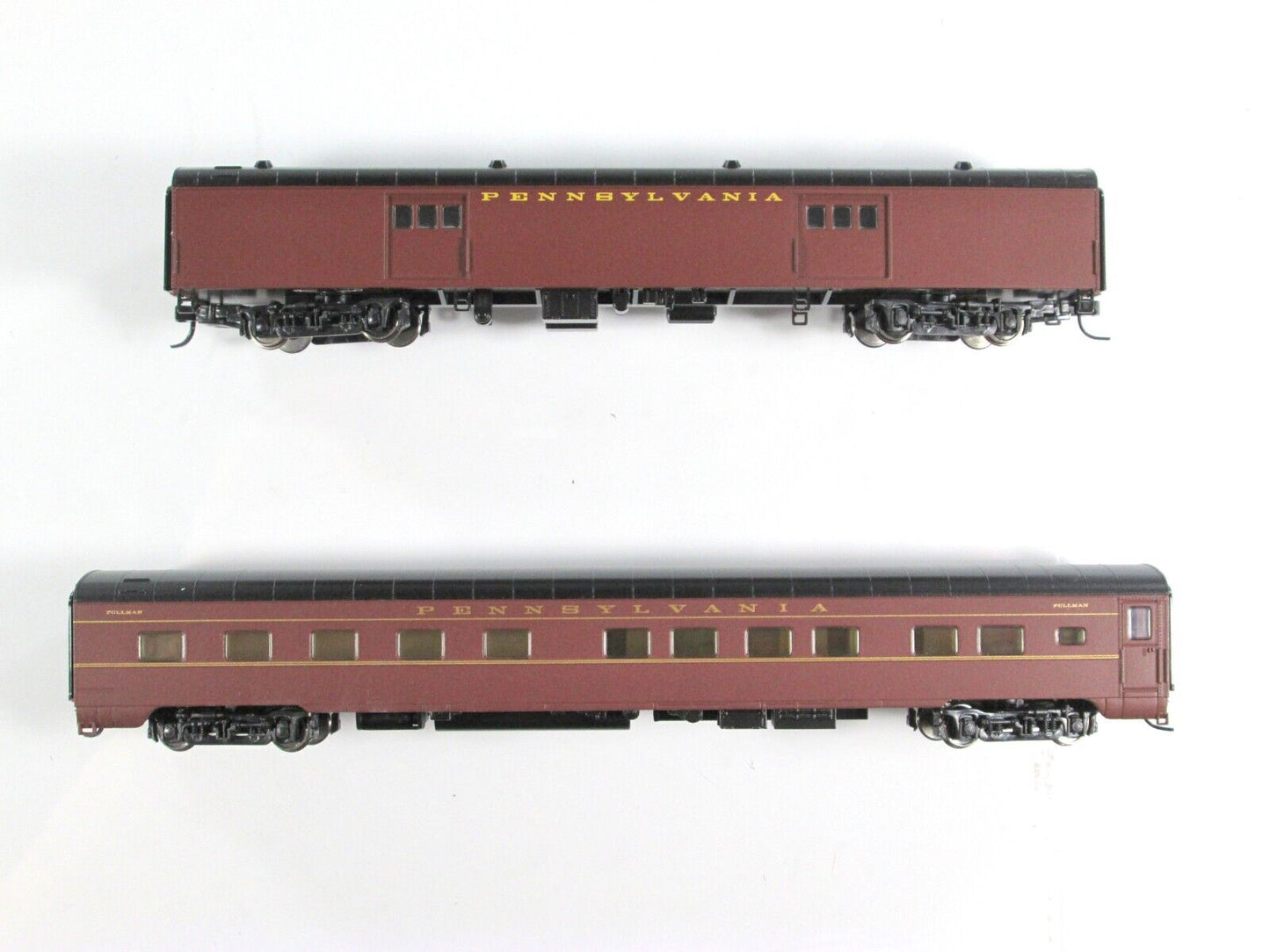 N Scale PENNSYLVANIA Baggage & Lighted Sleeper Car --- Walthers 932-55097, 55037