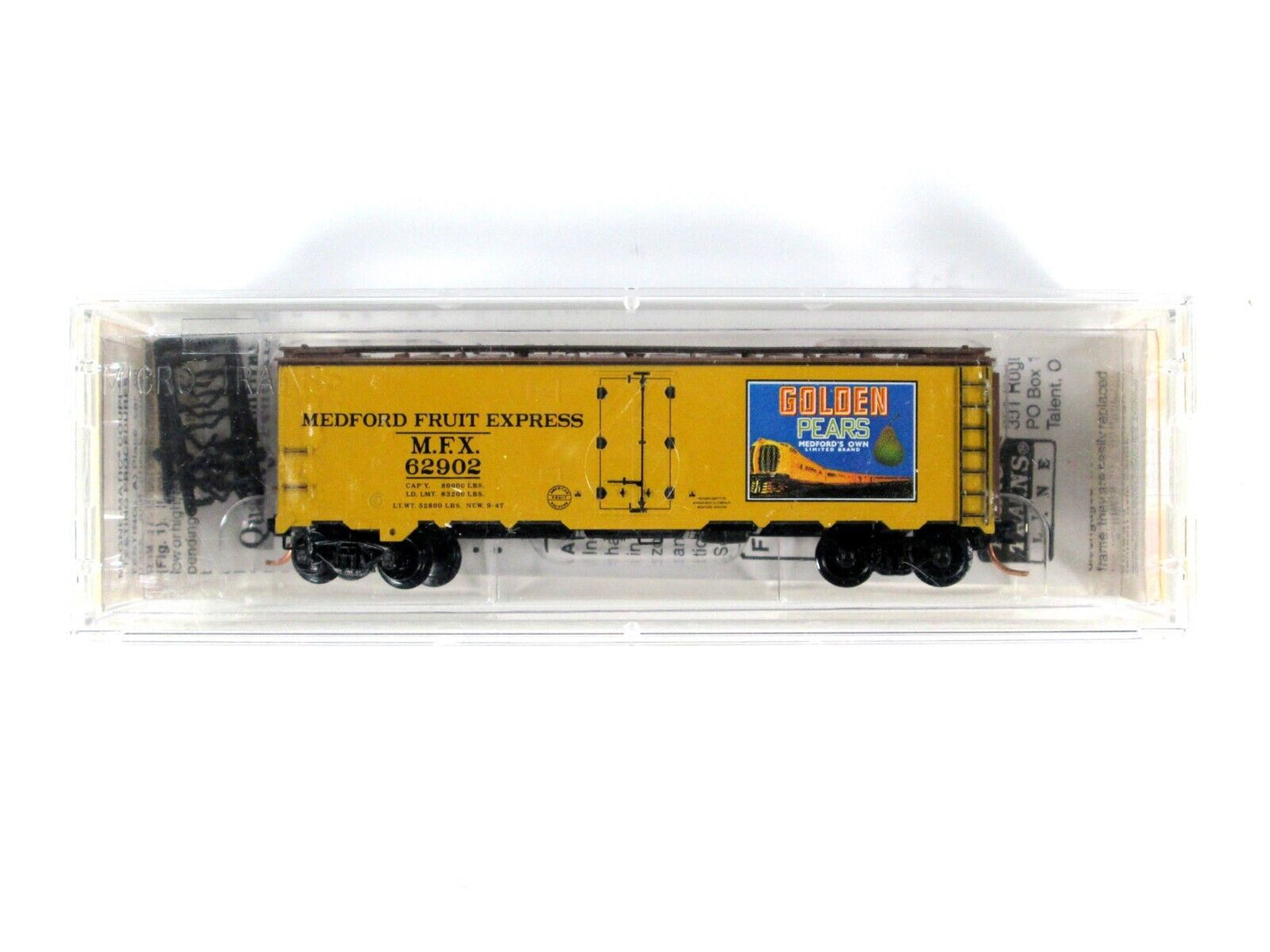 N Scale ***MEDFORD FRUIT EXPRESS** GOLDEN PEARS Reefer, MFX 62902 - Micro Trains