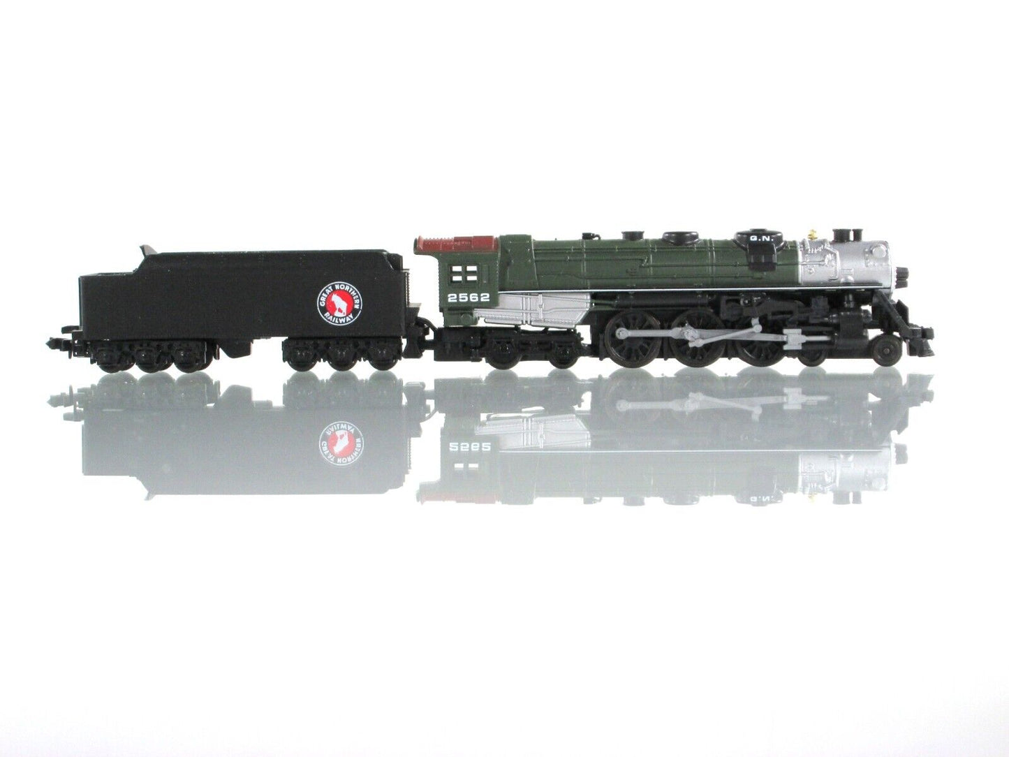 N Scale *GREAT NORTHERN* Glacier J3a 4-6-4 Steam Locomotive #2562- Con-Cor 3003