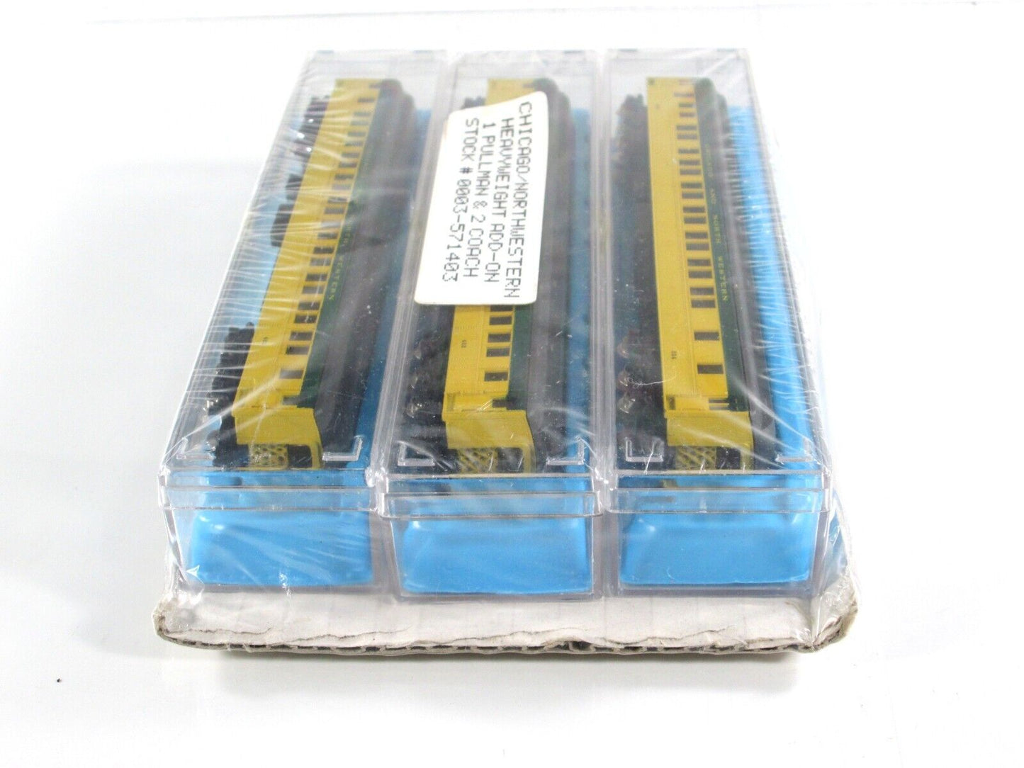N Scale **CHICAGO NORTH WESTERN** Coach, Pullman Set - Con-Cor 571403 *VERY RARE