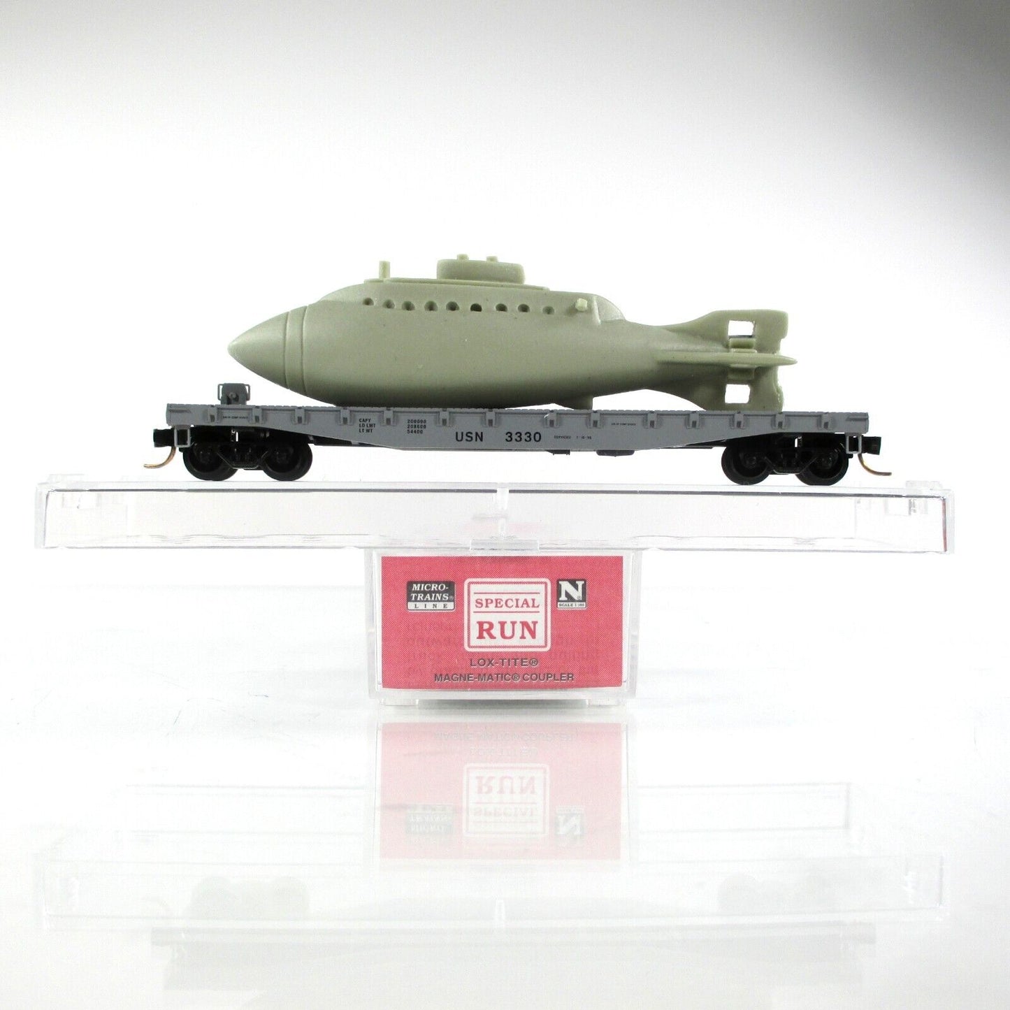 N Scale US NAVY Submarine on 50' Flat Car, USN 3330 - Micro Trains, Lowell Smith