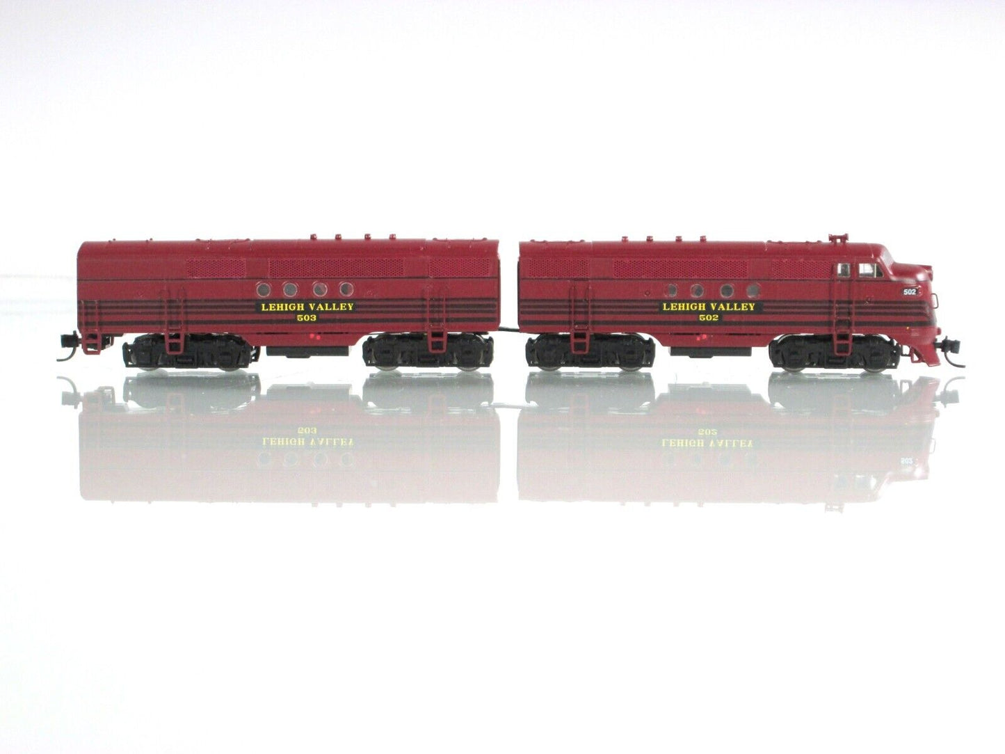 N Scale **LEHIGH VALLEY** EMD FT A/B #502,503 -- Intermountain 69020-02, DCC Rdy