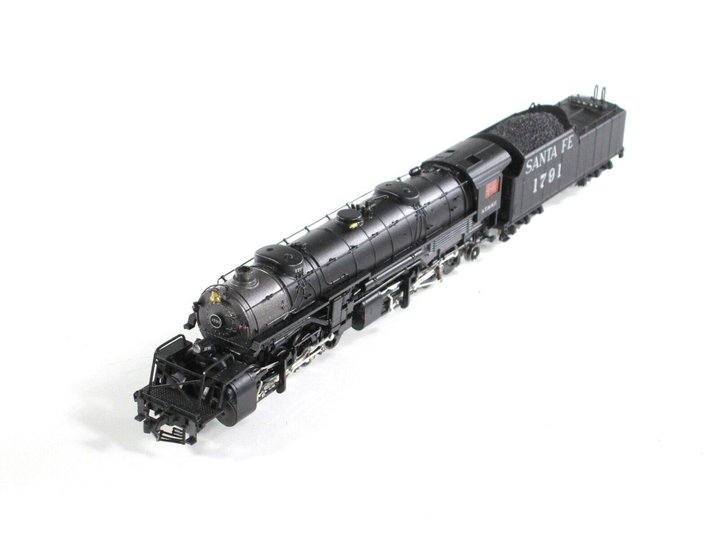N Scale **SANTA FE** USRA 2-8-8-2 Steam Locomotive, AT&SF #1791 - Life-Like 7528