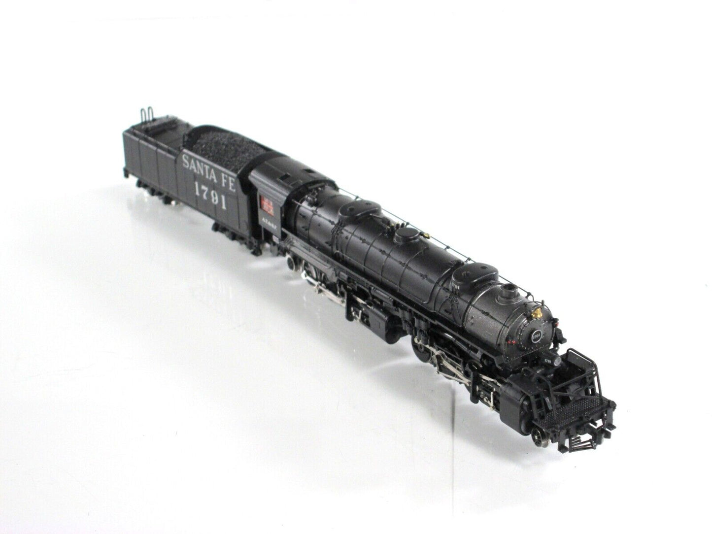 N Scale **SANTA FE** USRA 2-8-8-2 Steam Locomotive, AT&SF #1791 - Life-Like 7528