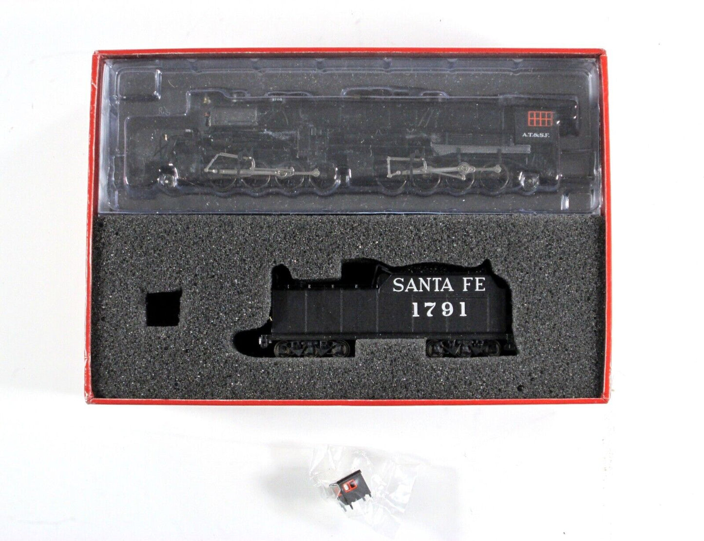 N Scale **SANTA FE** USRA 2-8-8-2 Steam Locomotive, AT&SF #1791 - Life-Like 7528