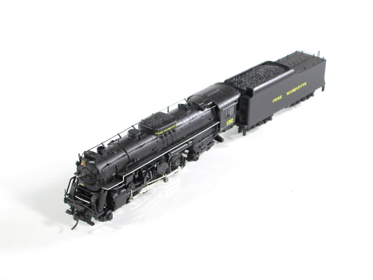 N Scale *PERE MARQUETTE* 2-8-4 Berkshire Steam Locomotive #1202 - Life-Like 7467