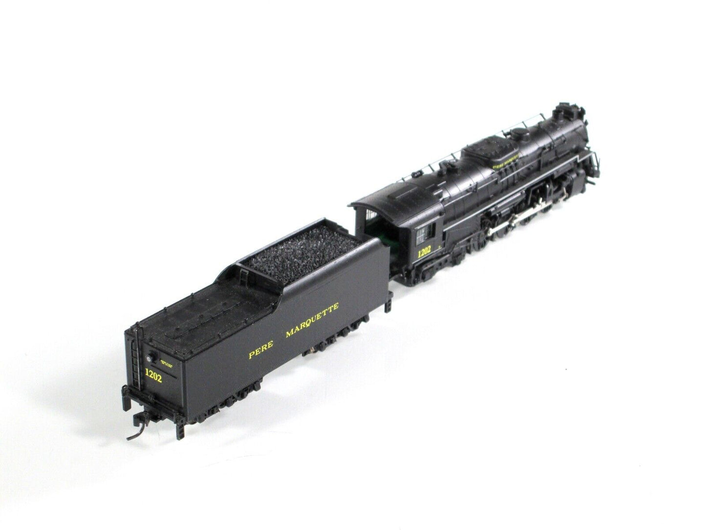 N Scale *PERE MARQUETTE* 2-8-4 Berkshire Steam Locomotive #1202 - Life-Like 7467