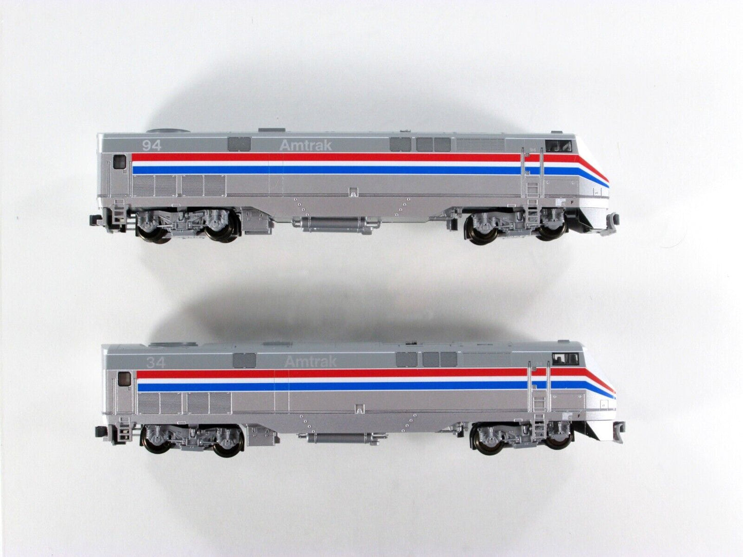 N Scale ***AMTRAK*** Phase III P42 Locomotive Set #34,94 -Kato 176-6101, DCC Rdy